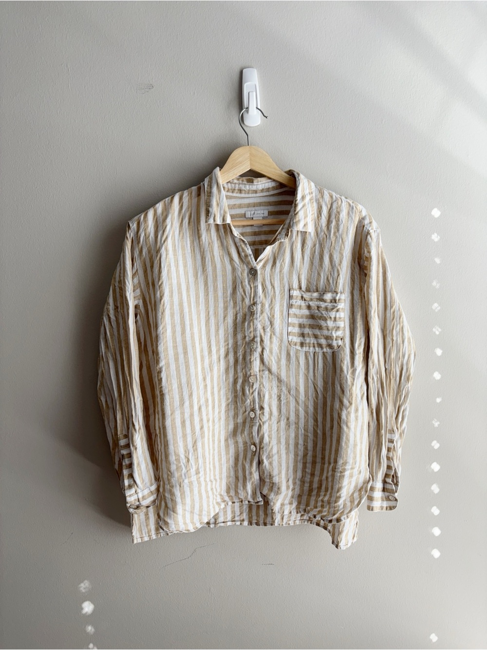 J Jill Relaxed Fit Striped Linen Button Up Shirt in Beige and White